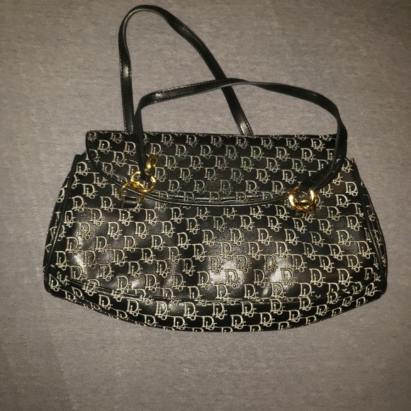 Dior purse - Picture 5 of 5